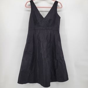 GAP Maternity a-line v neck dress size 4 black